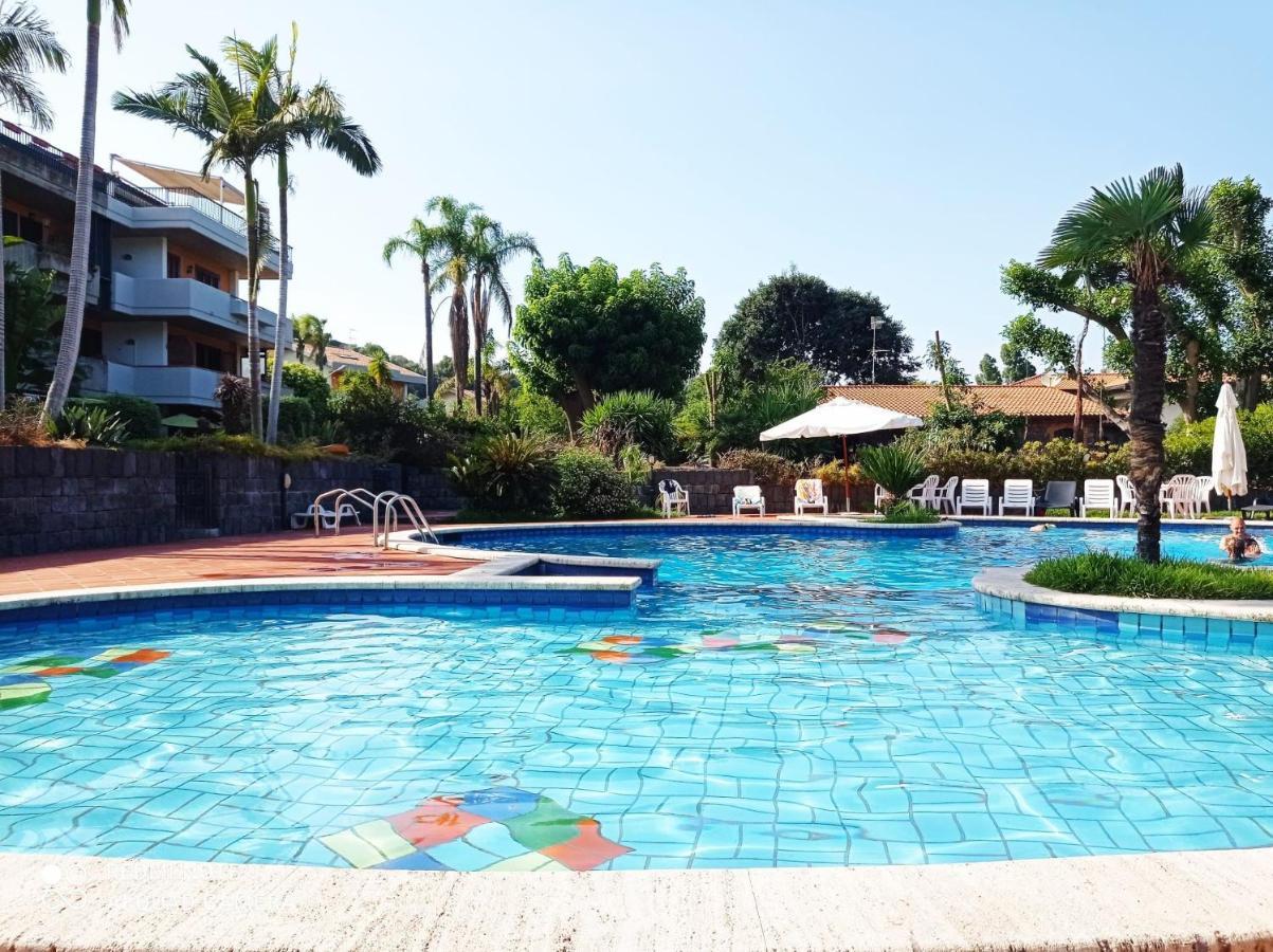 Serena Mulinia Garden Ачиреале Экстерьер фото